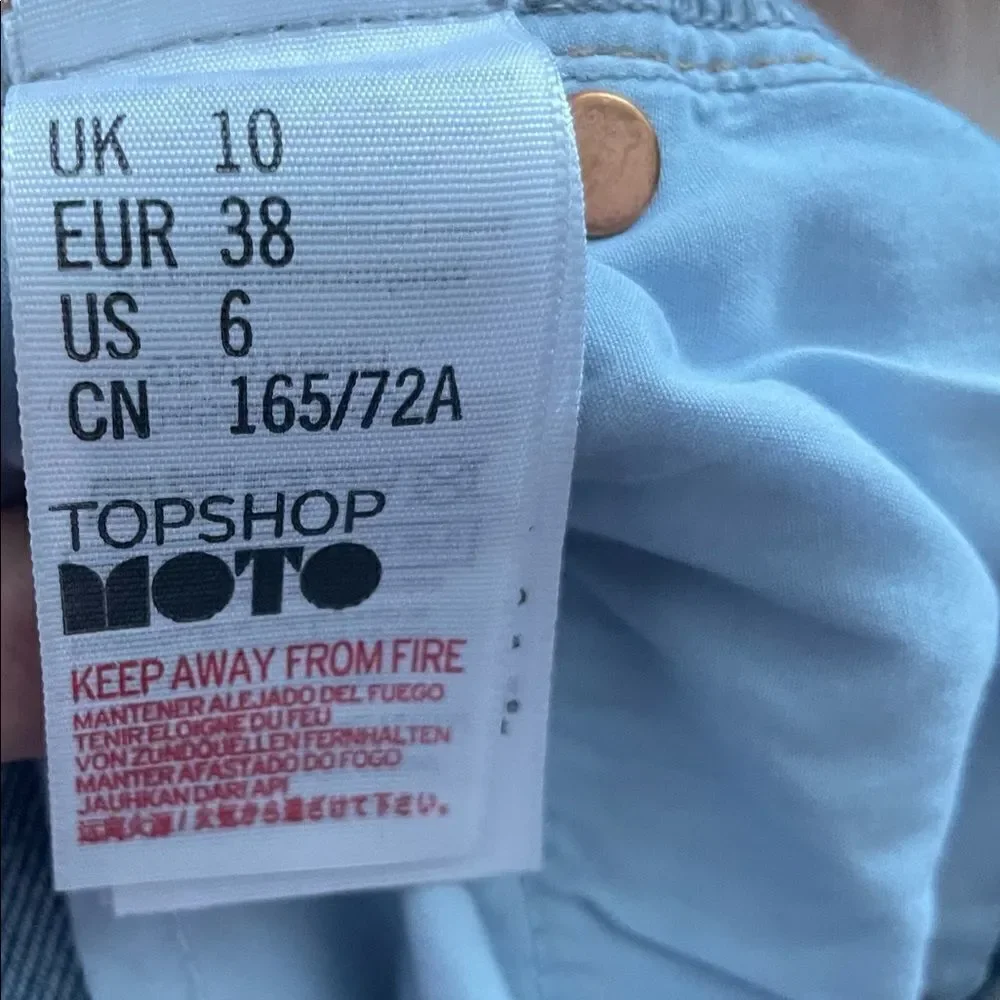 Topshop moto‎ kiri denim distressed shorts sz 6